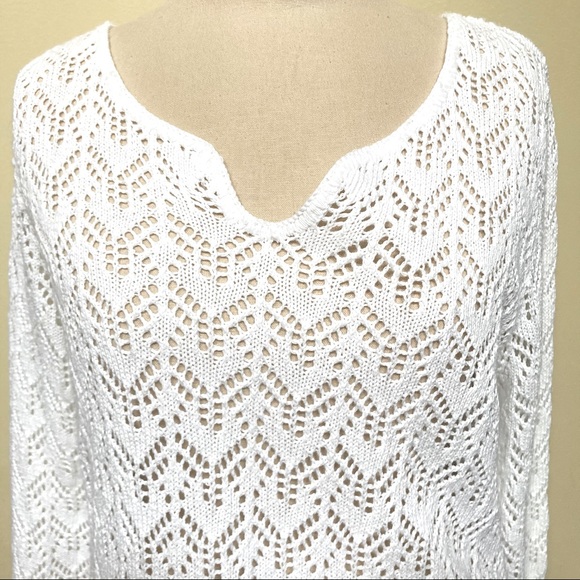 Women’s White Crochet Long Sleeve Top - Picture 3 of 3